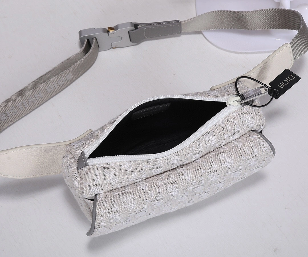 MOMO- item:A-B063L2567