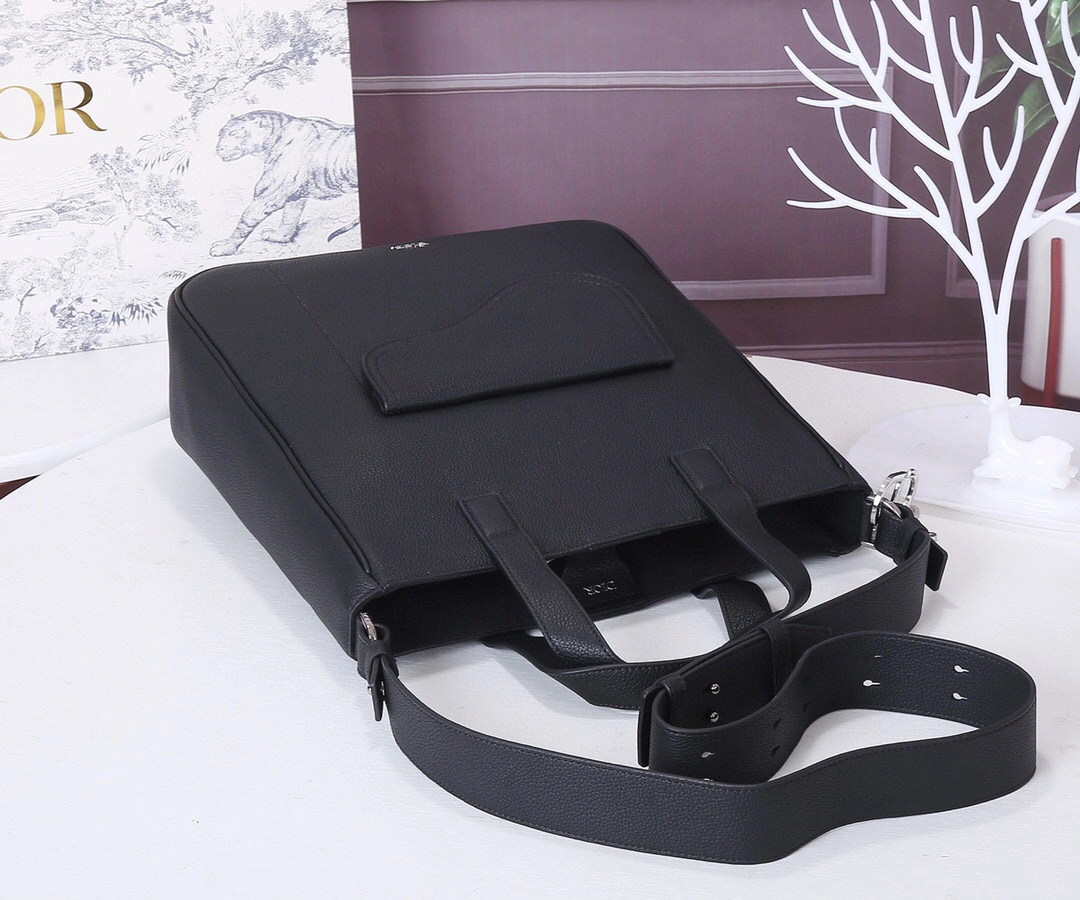 MOMO- item:A-B063L2569