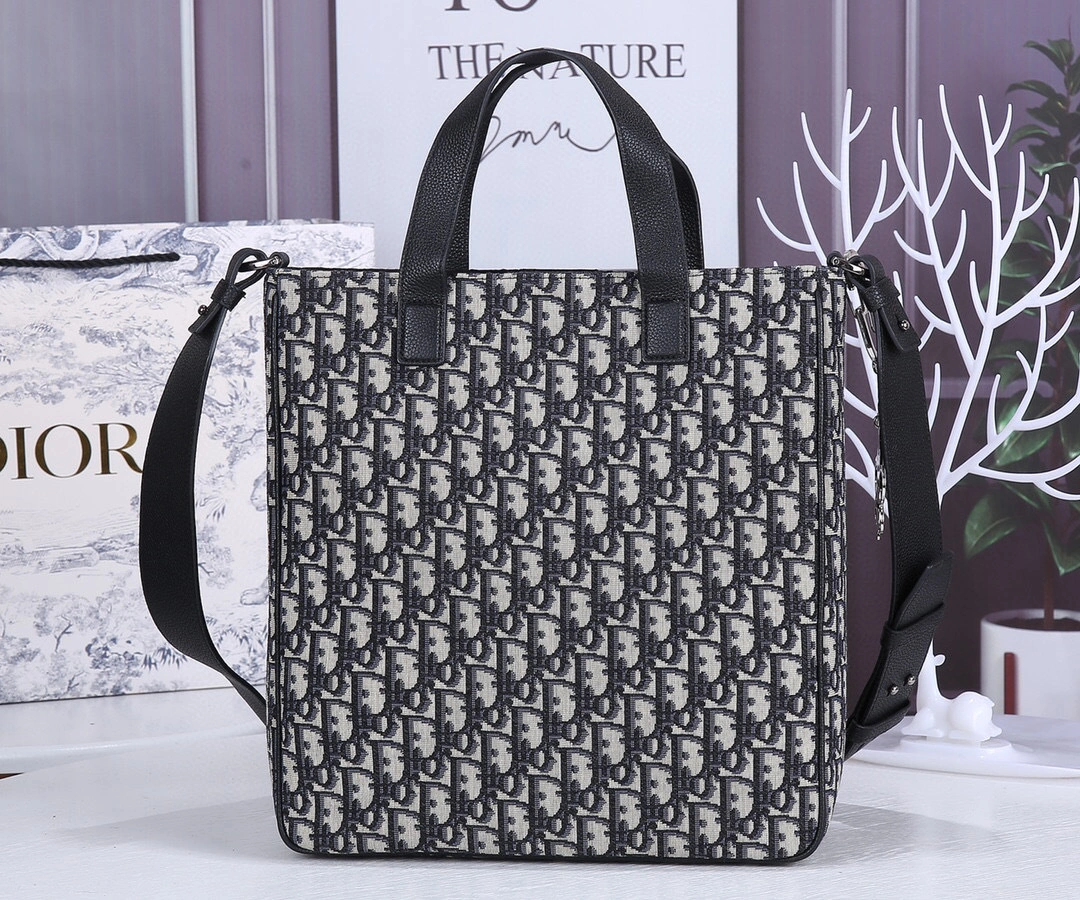 MOMO- item:A-B063L2570