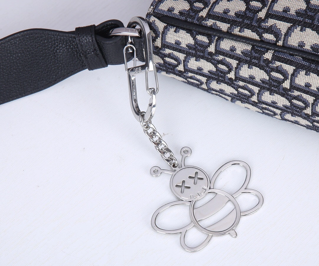 MOMO- item:A-B063L2570