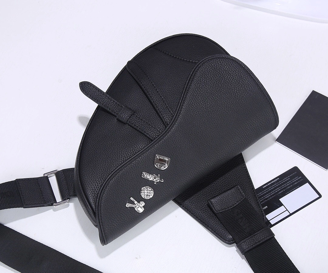 MOMO- item:A-B063L2573