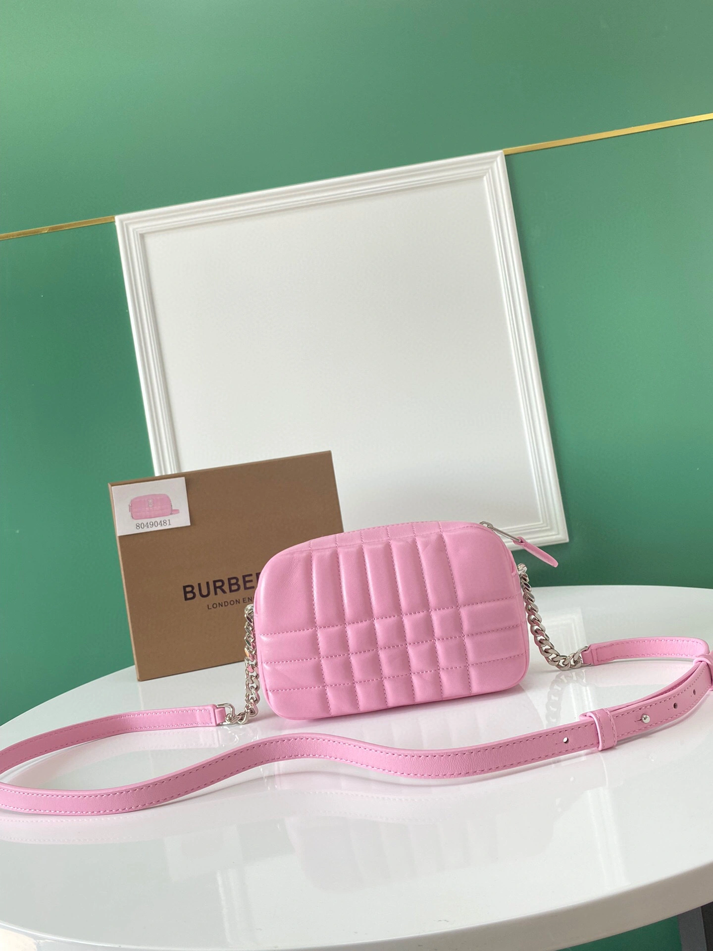 MOMO- item:B-B000B0923
