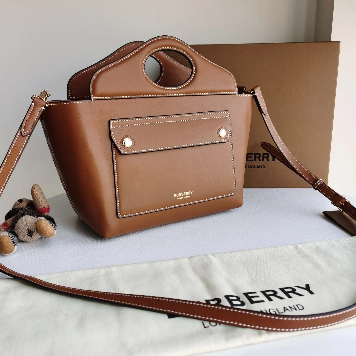 MOMO- item:B-B000B0941