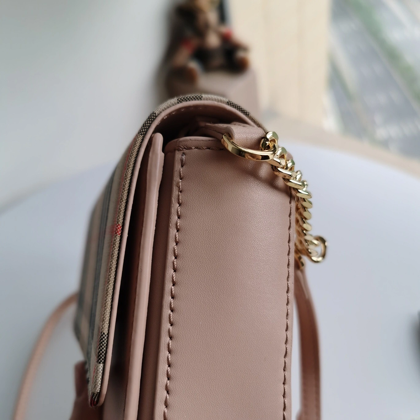 MOMO- item:B-B000B0963