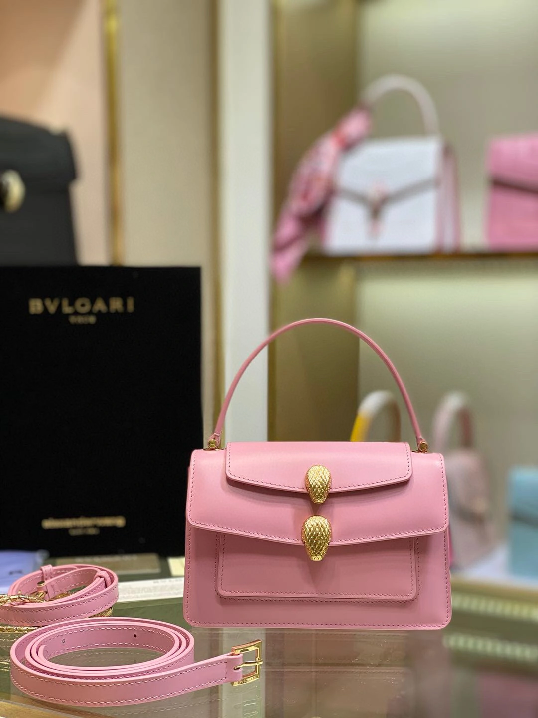 MOMO- item：B-B063G1713C