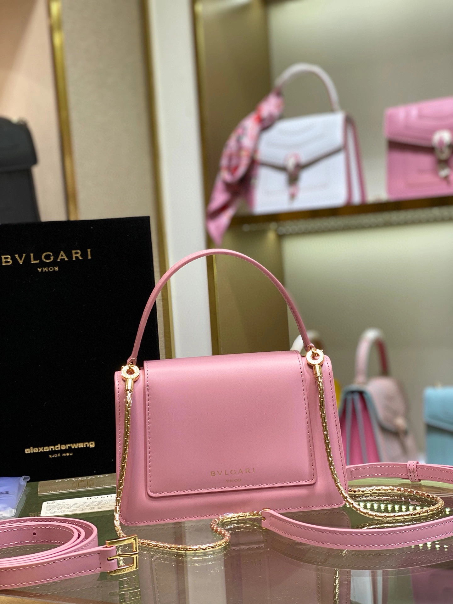 MOMO- item：B-B063G1713C