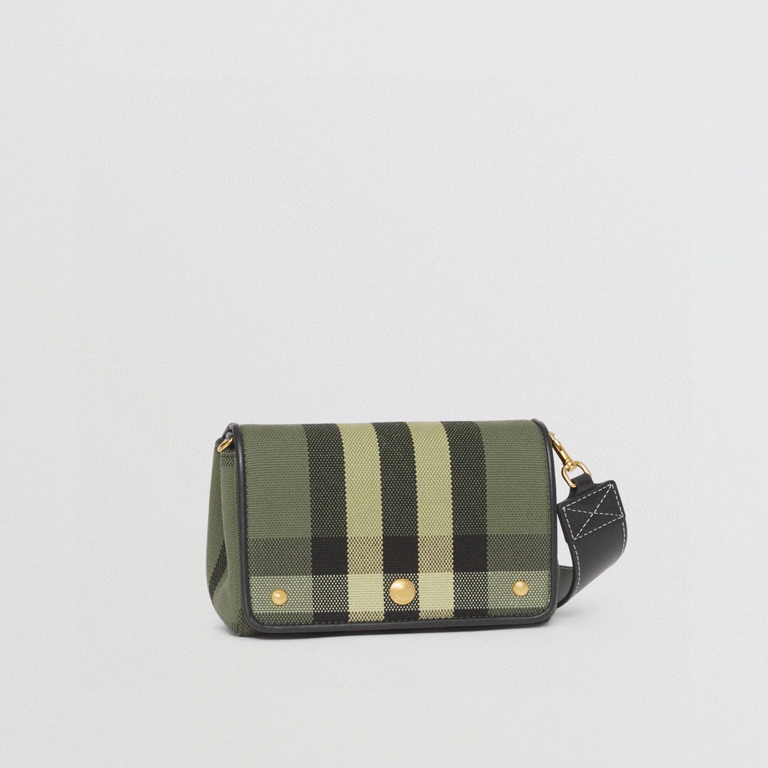 MOMO- item:B-B278B0912