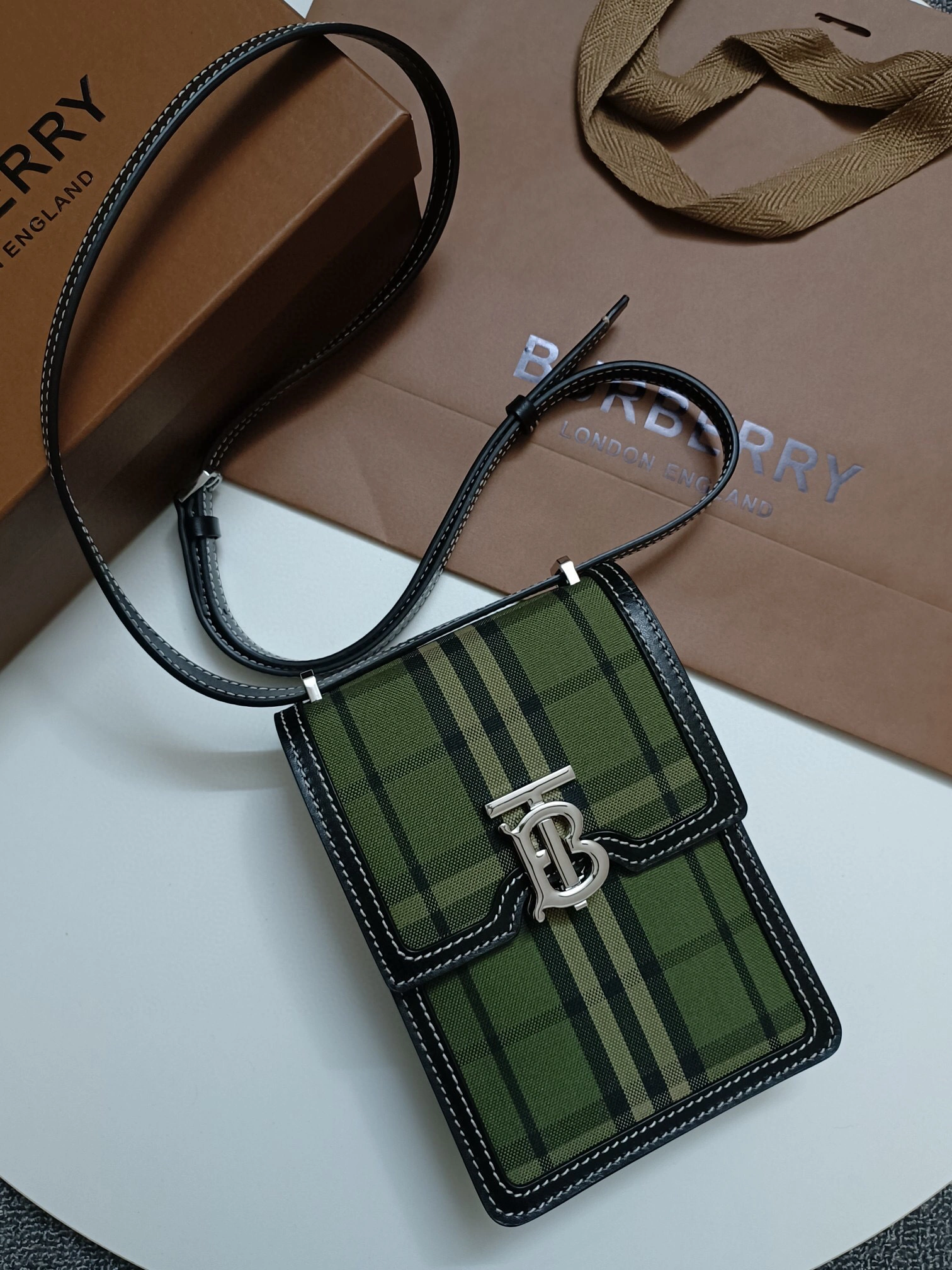 MOMO- item:B-B278B0913