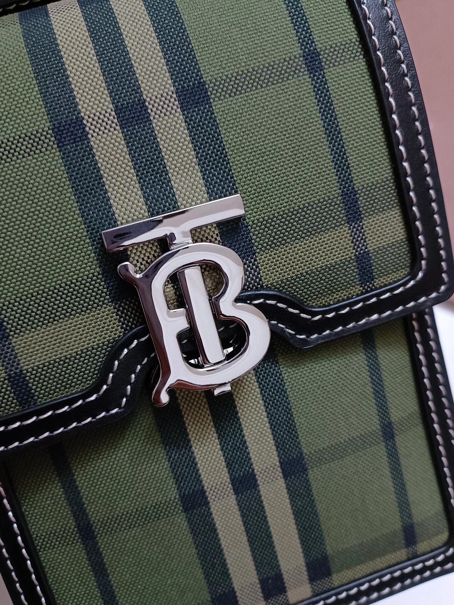 MOMO- item:B-B278B0913