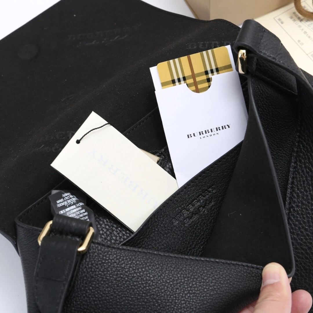 MOMO- item:B-B278B0981