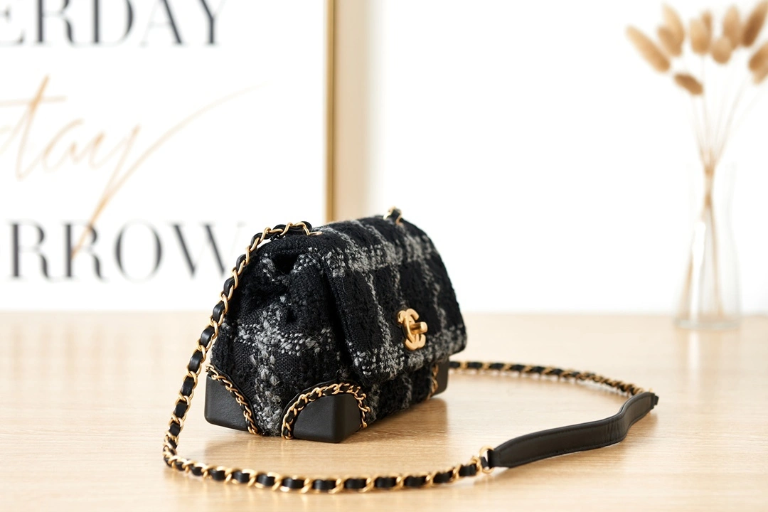 MOMO- item：C-B000F2601