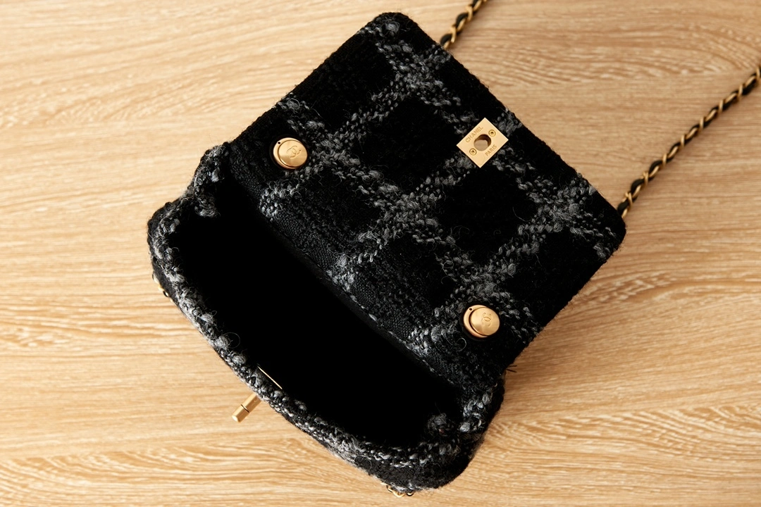 MOMO- item：C-B000F2601