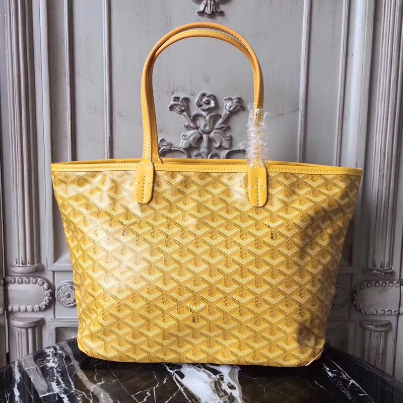 MOMO--logo high quality version item : 063B38L0806-4