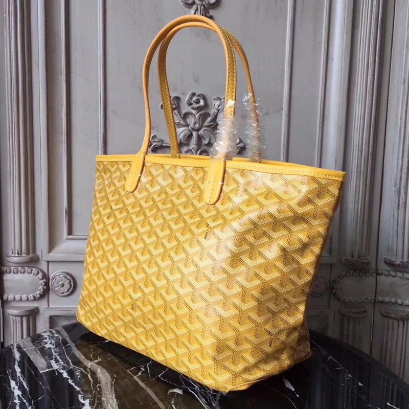 MOMO--logo high quality version item : 063B38L0806-4
