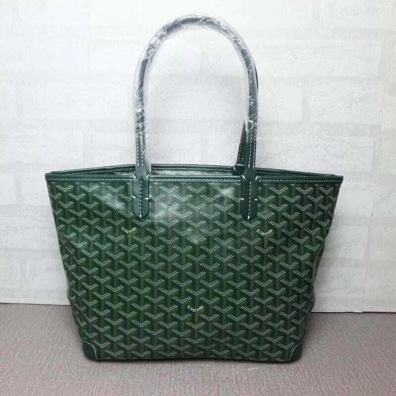 MOMO--logo high quality version item : 063B38L0806-4