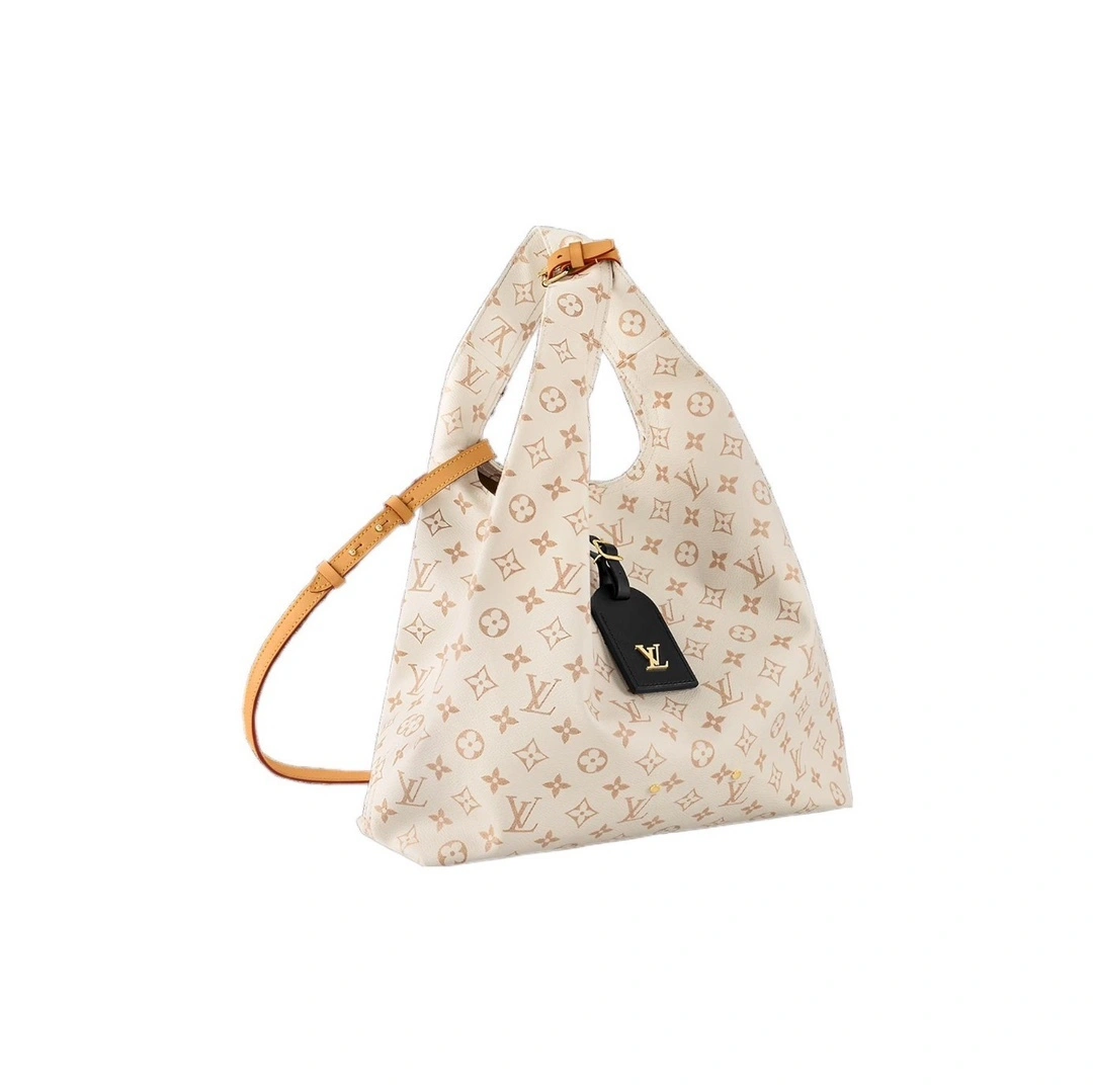 MOMO- m24409 item:D-B174A1557
