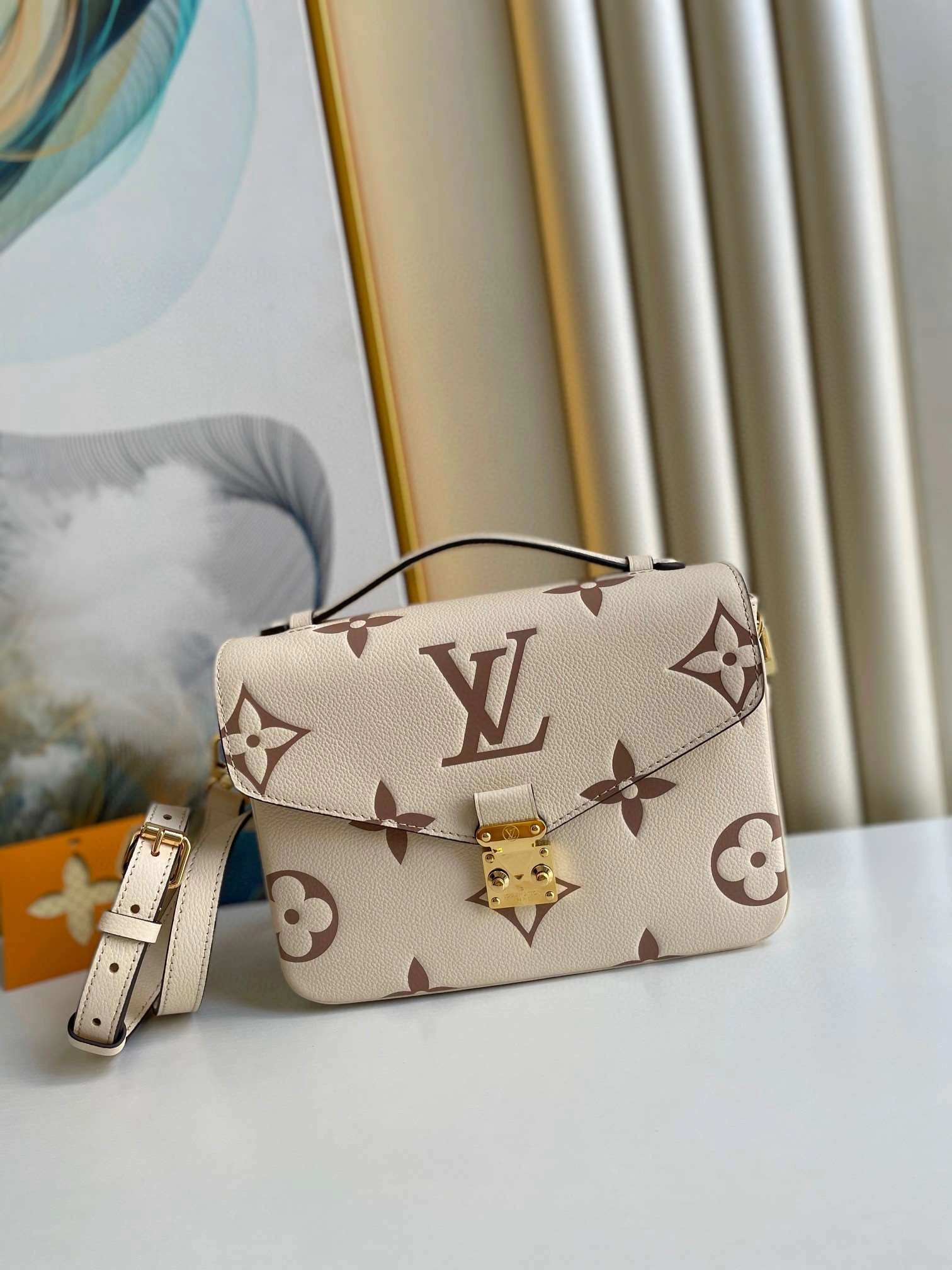 *MOMO- m45596 item : A-B00G2815