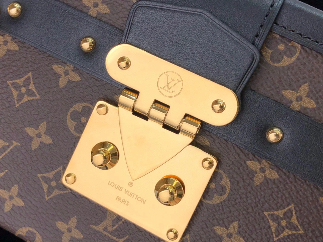 MOMO- m46120 200 Monogram item：B-B063E1741C