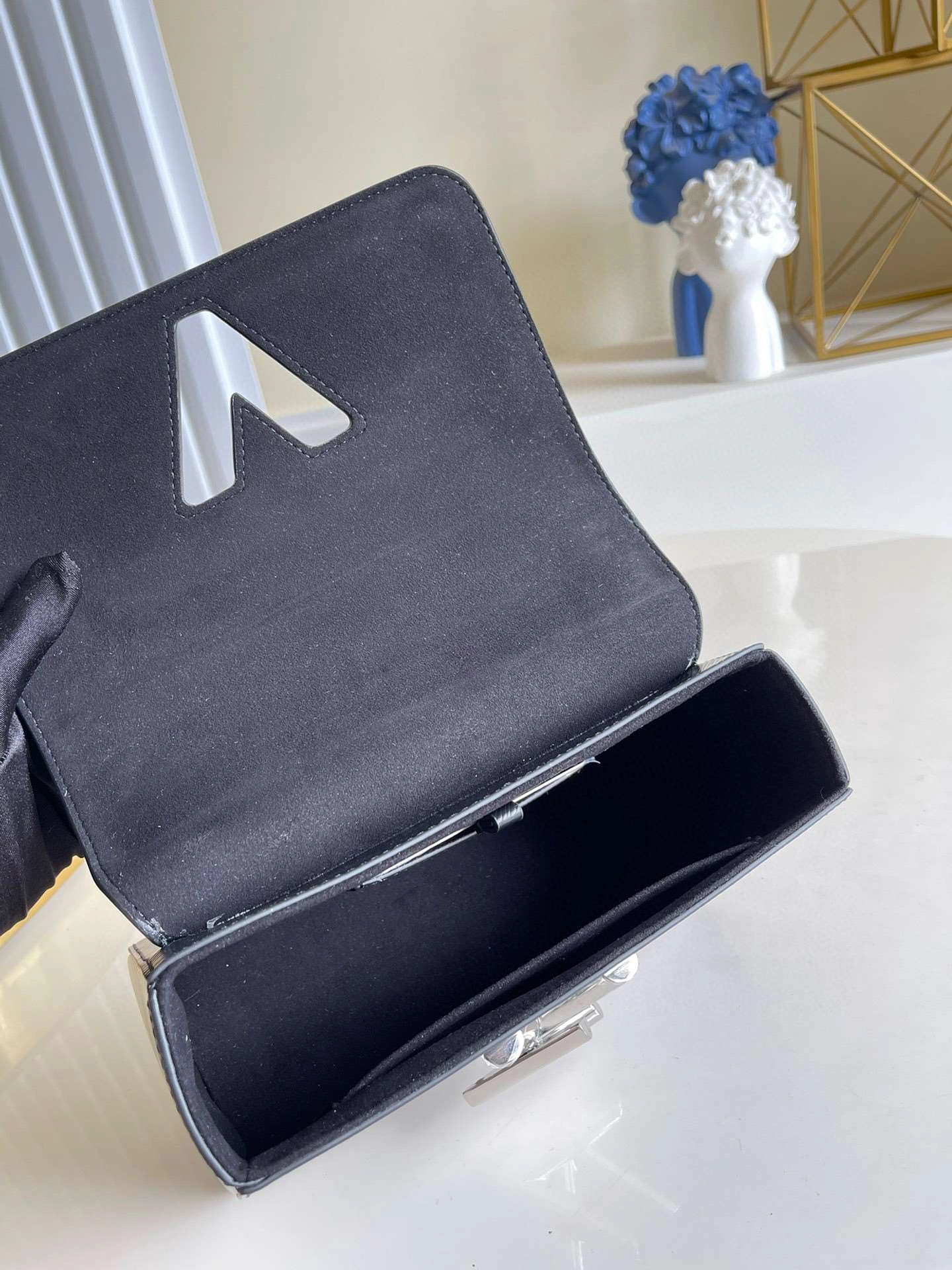 *MOMO- m50282 item : A-B00G2961
