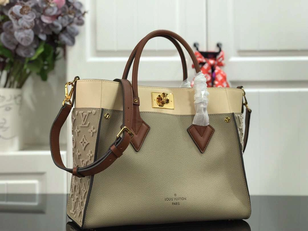 *MOMO--m53823 embroidery 4 Colour item:174B100D0630-4