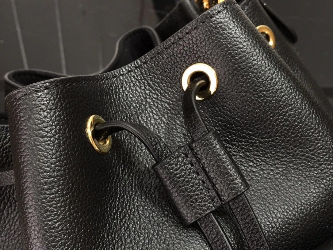 MOMO- m57587 Calfskin item : B-B095C0902