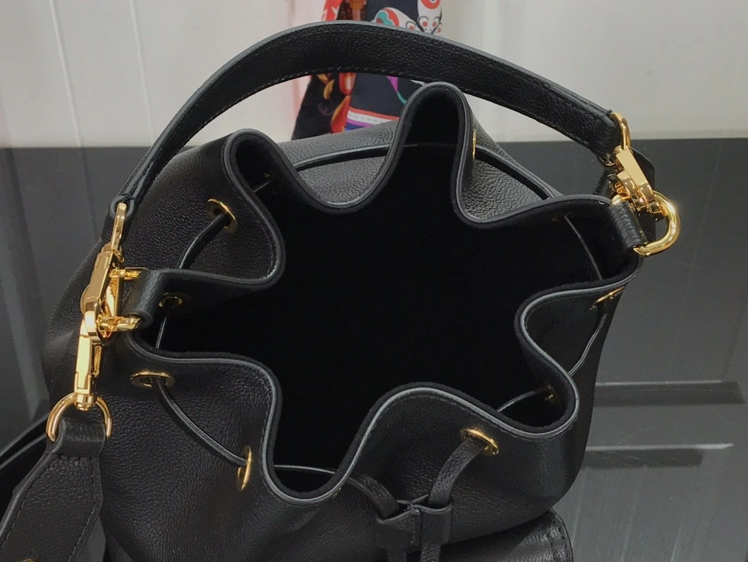 MOMO- m57587 Calfskin item : B-B095C0902