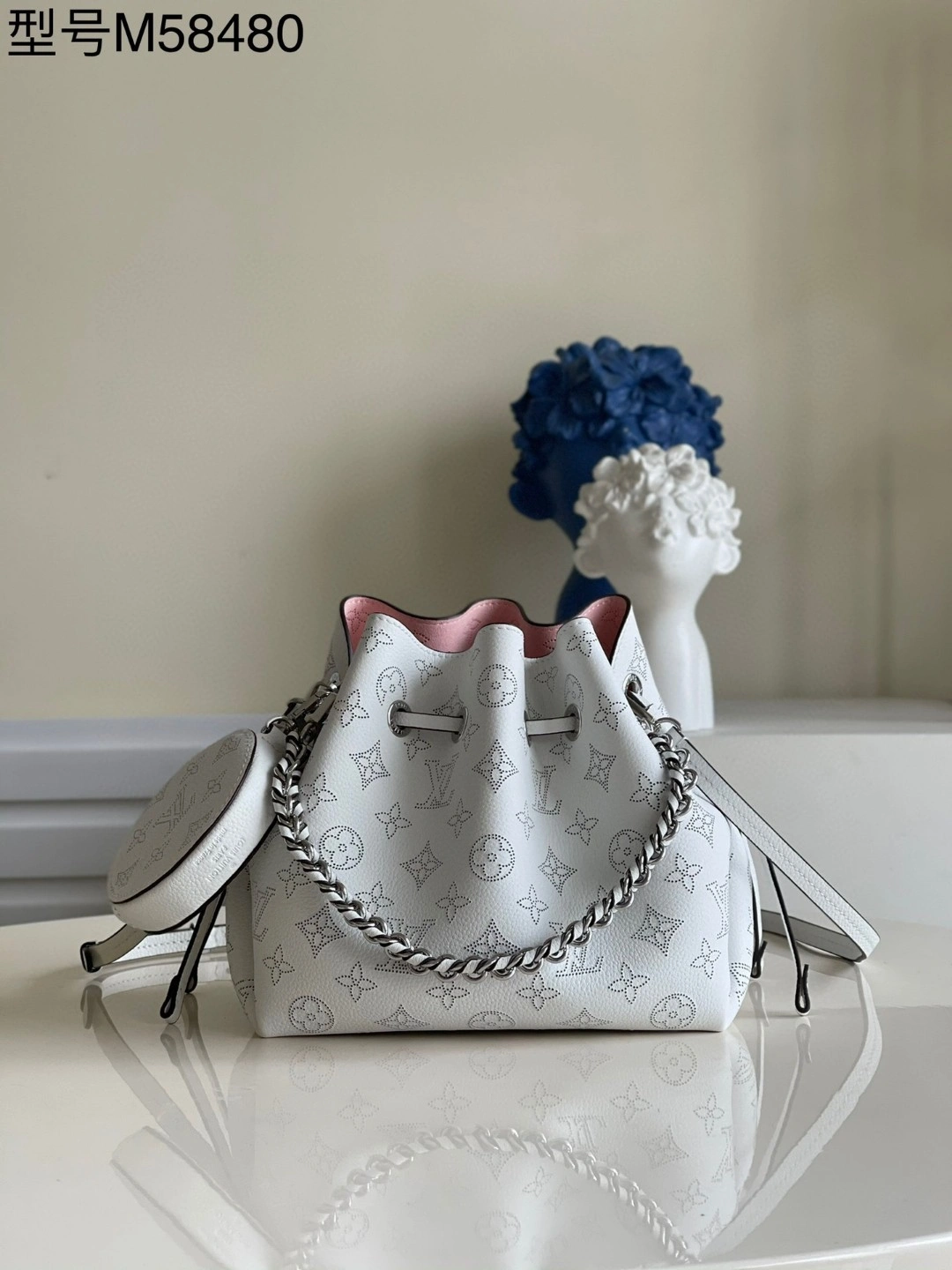 MOMO- m58480 Calfskin item : A-B00L2724