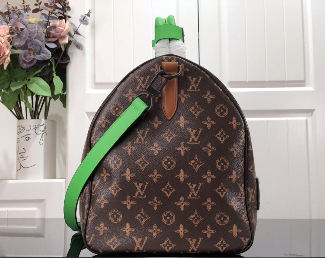 MOMO- m59661 KEEPALL 55 item : B-B063D1006