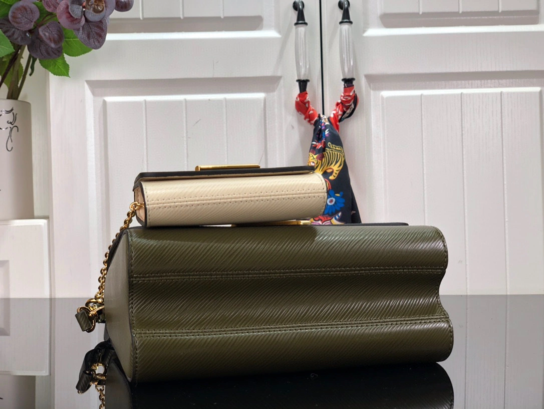 MOMO- m59884 Epi Twist Twisty Spring in the City item：B-B063E1720C