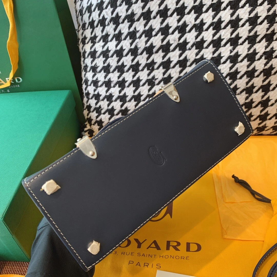 MOMO--mini Saigon high quality version item : 007B00L0810-3