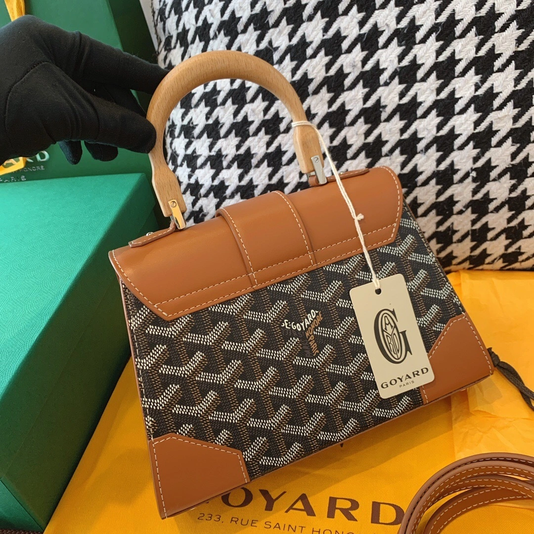MOMO--mini Saigon high quality version item : 007B00L0811-3