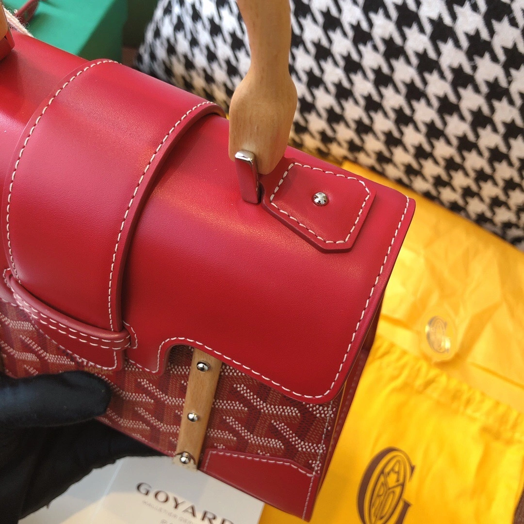 MOMO--mini Saigon high quality version item : 007B00L0811-3