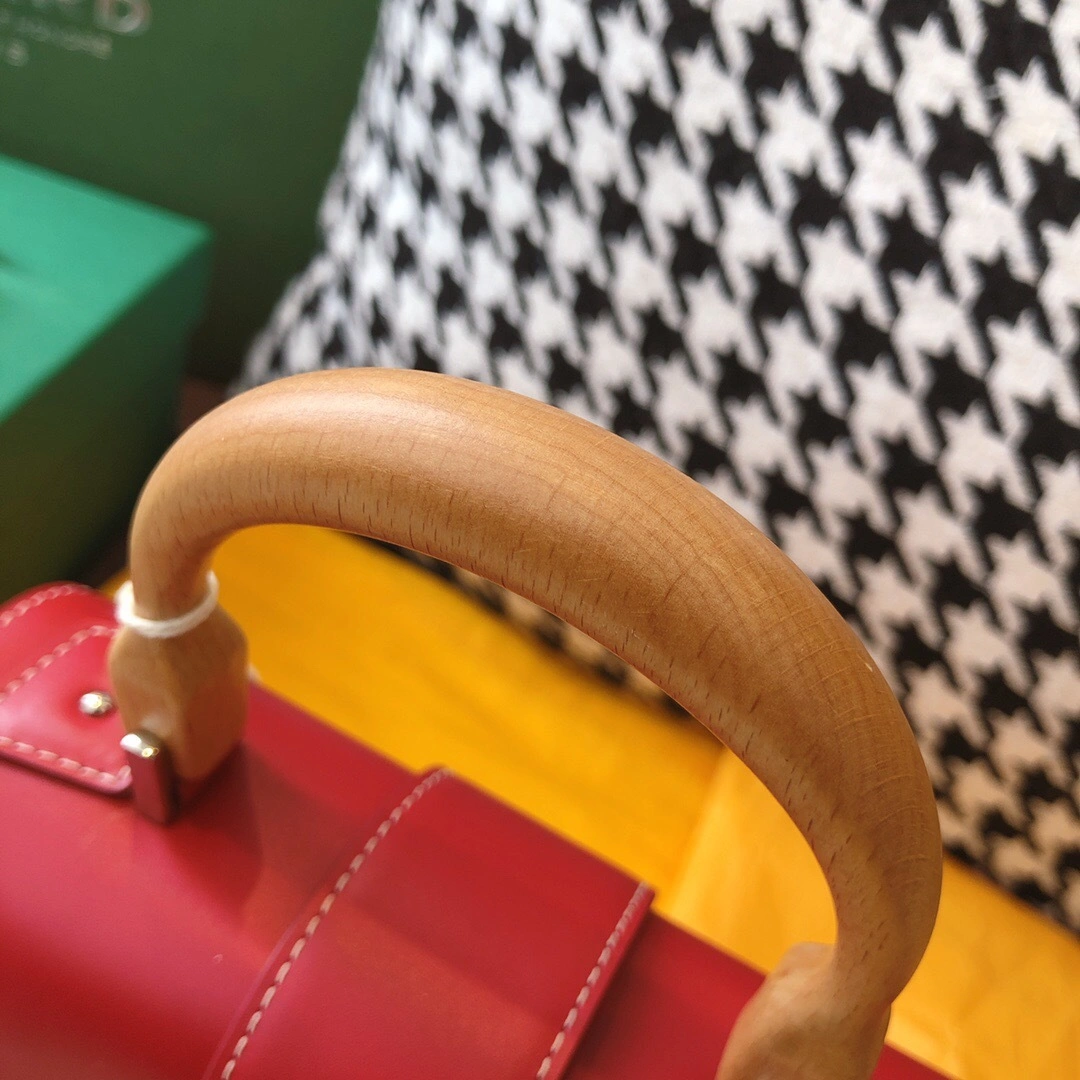 MOMO--mini Saigon high quality version item : 007B00L0811-3
