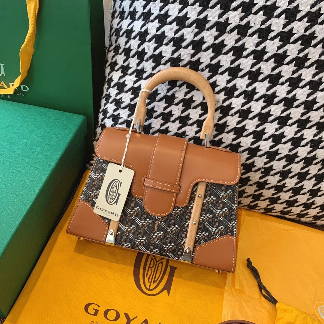 MOMO--mini Saigon high quality version item : 007B00L0811-3