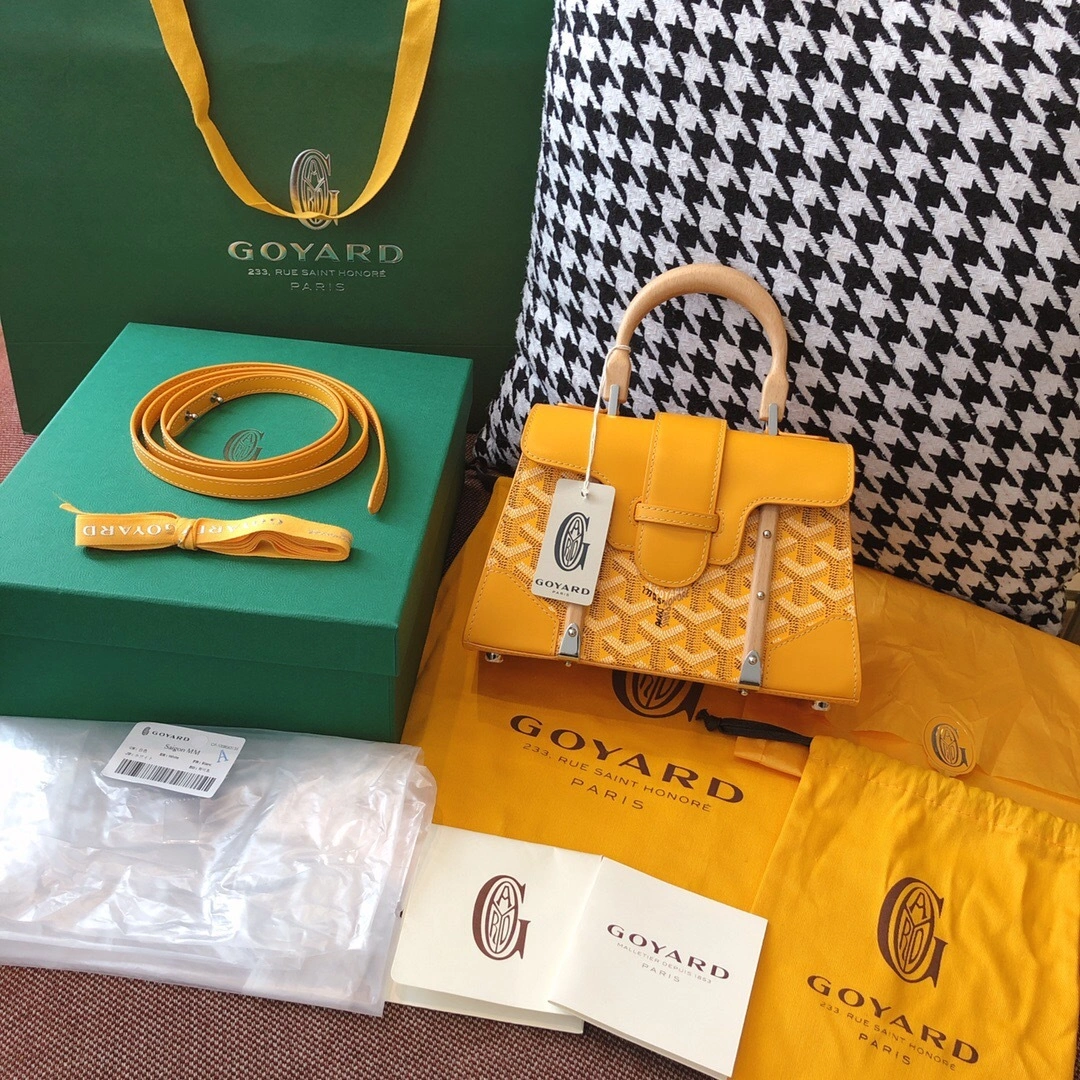 MOMO--mini Saigon high quality version item : 007B00L0812-3