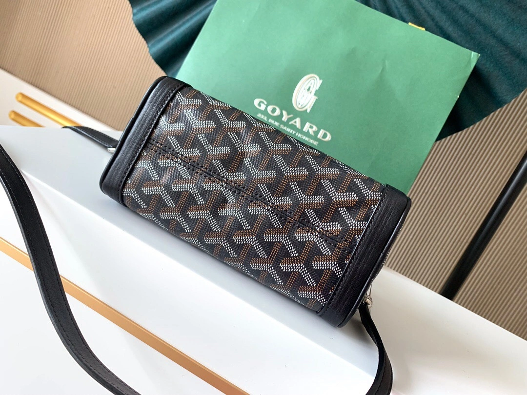 MOMO--mini high quality version item : 007B00L0807-4