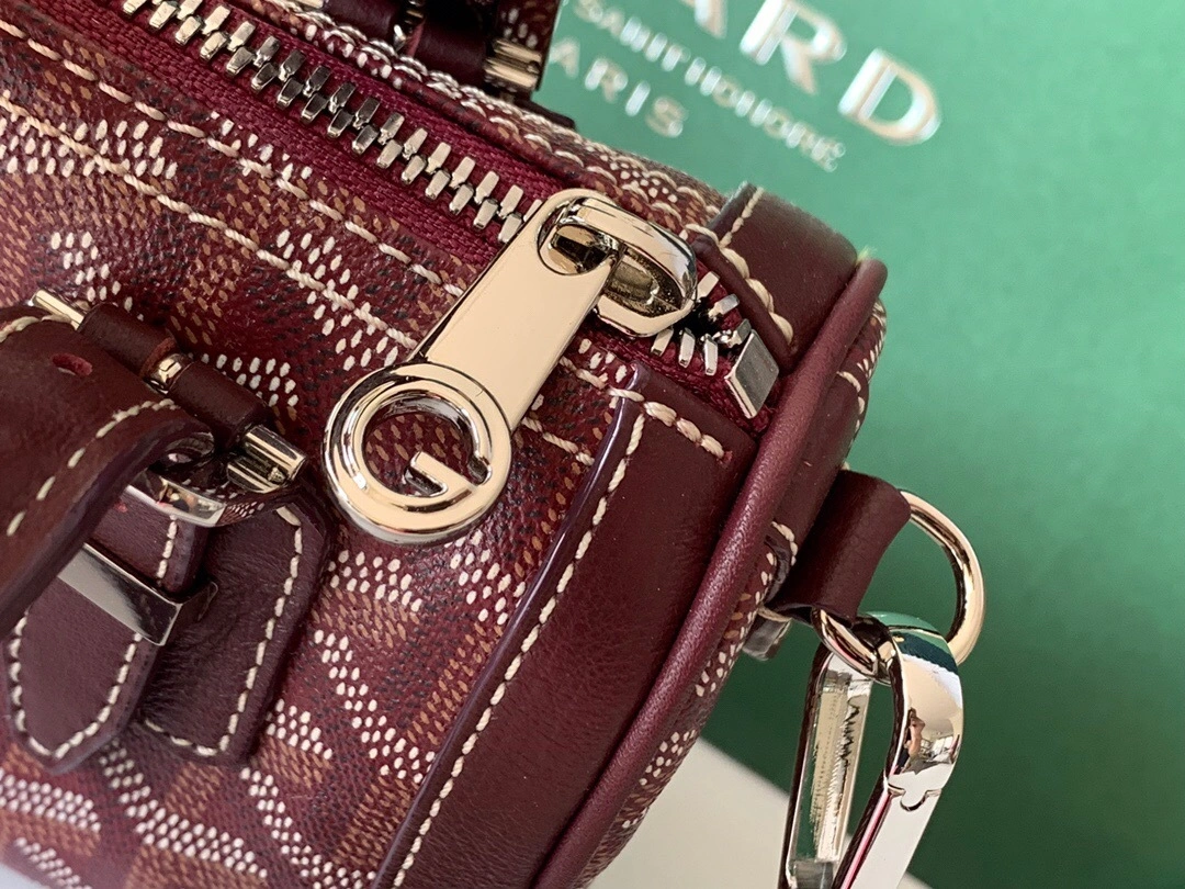 MOMO--mini high quality version item : 007B00L0807-4