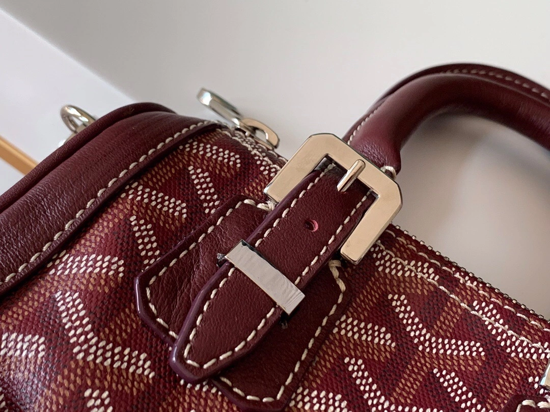 MOMO--mini high quality version item : 007B00L0807-4