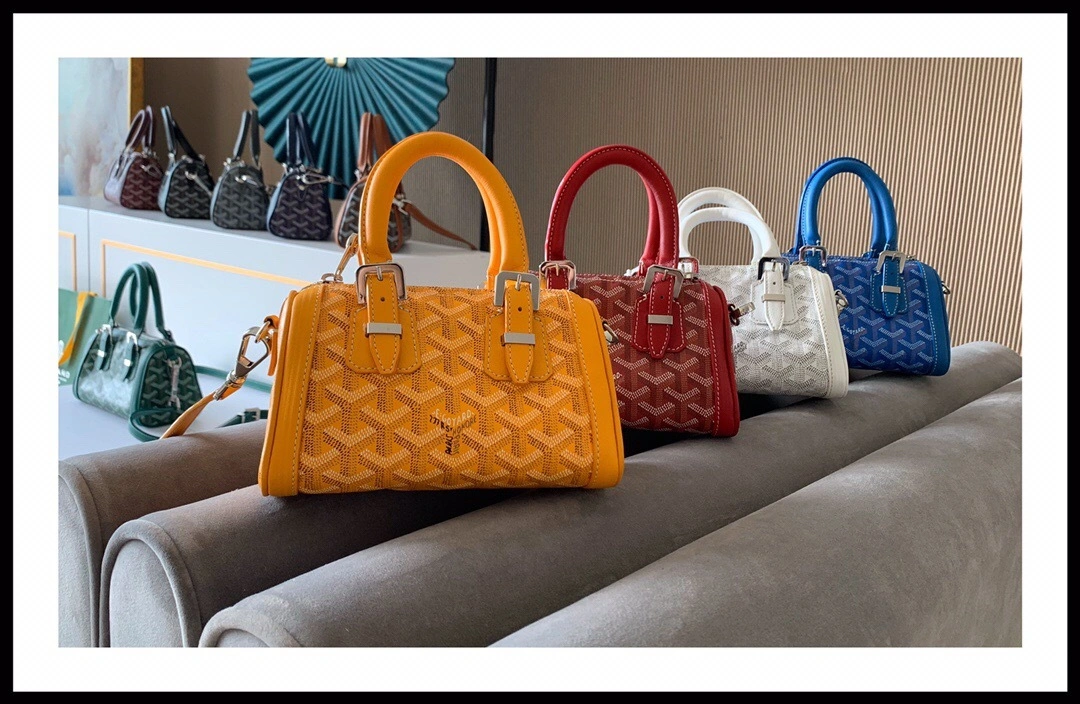 MOMO--mini high quality version item : 007B00L0809-3