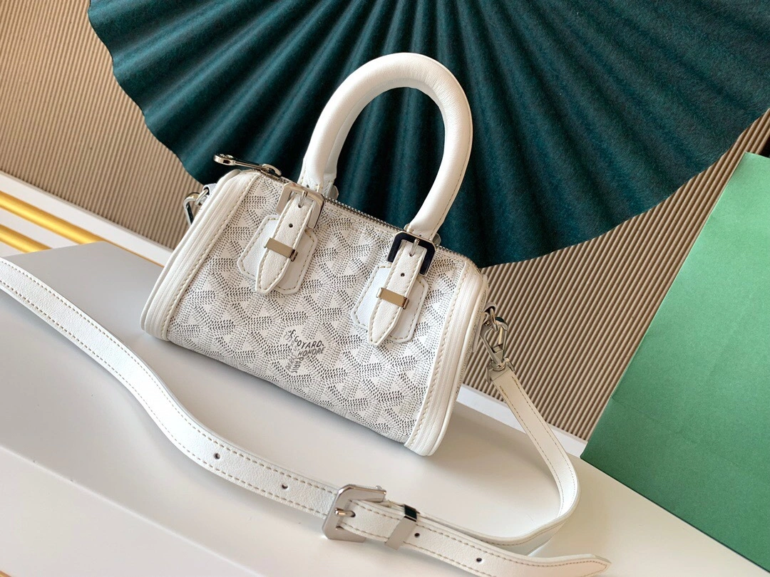 MOMO--mini high quality version item : 007B00L0809-3