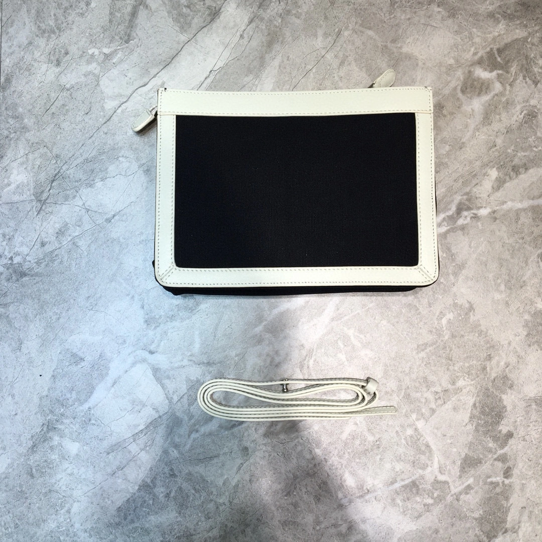 MOMO--nevy box high quality version item : 202B41K2746-2
