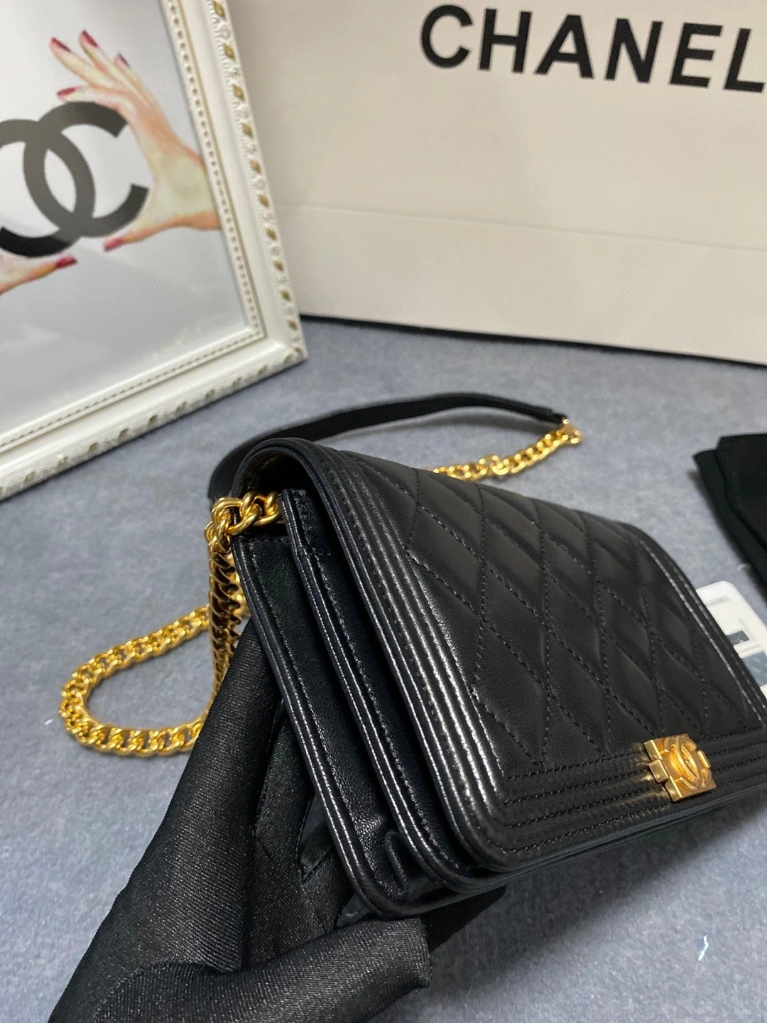 MOMO- sheephide item : B-B00M1908