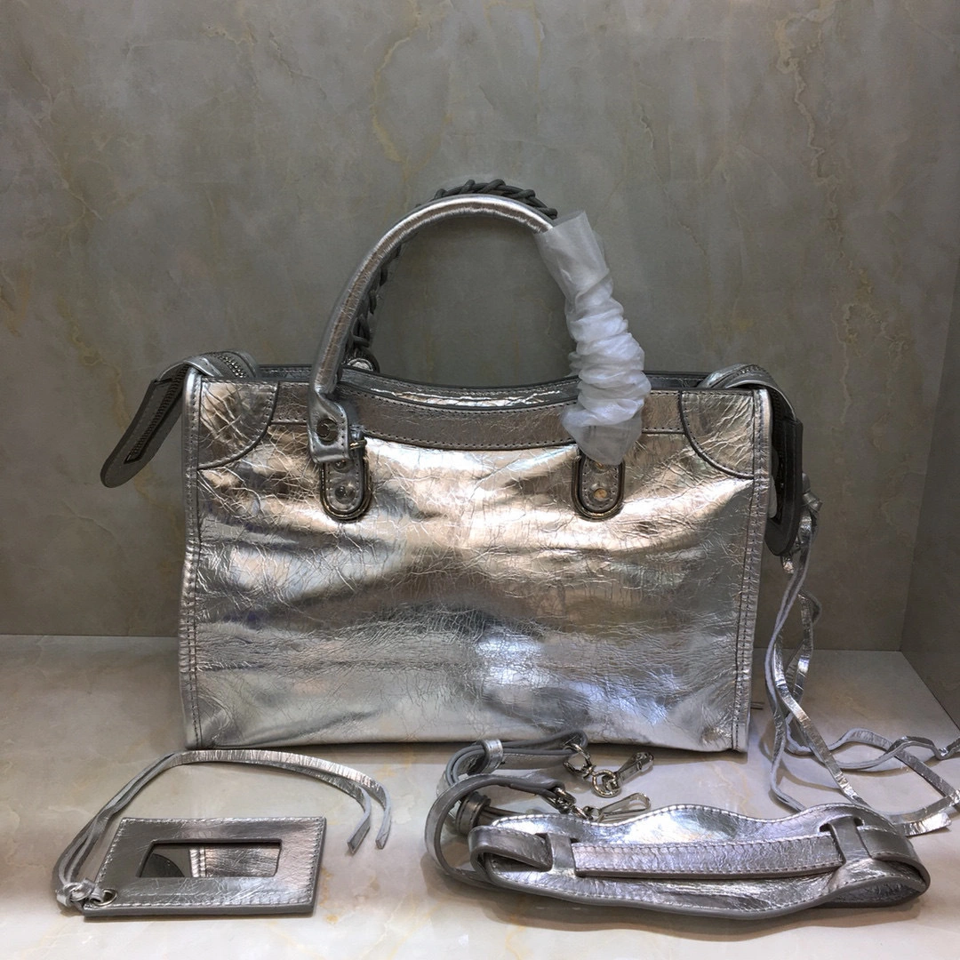 MOMO--sheepskin high quality version item : 202B90K2731