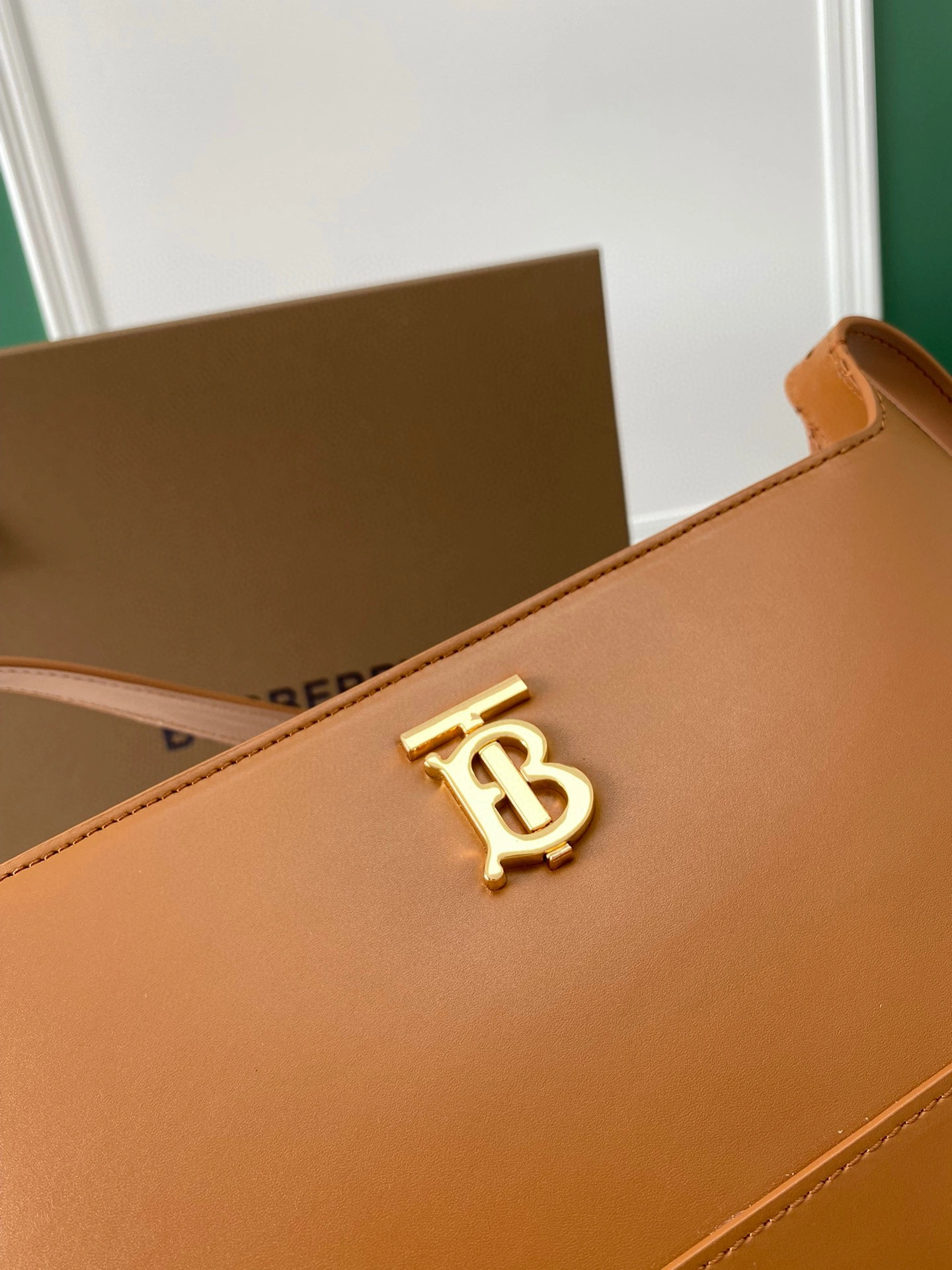 MOMO- shoulder bag item : A-B278L0130