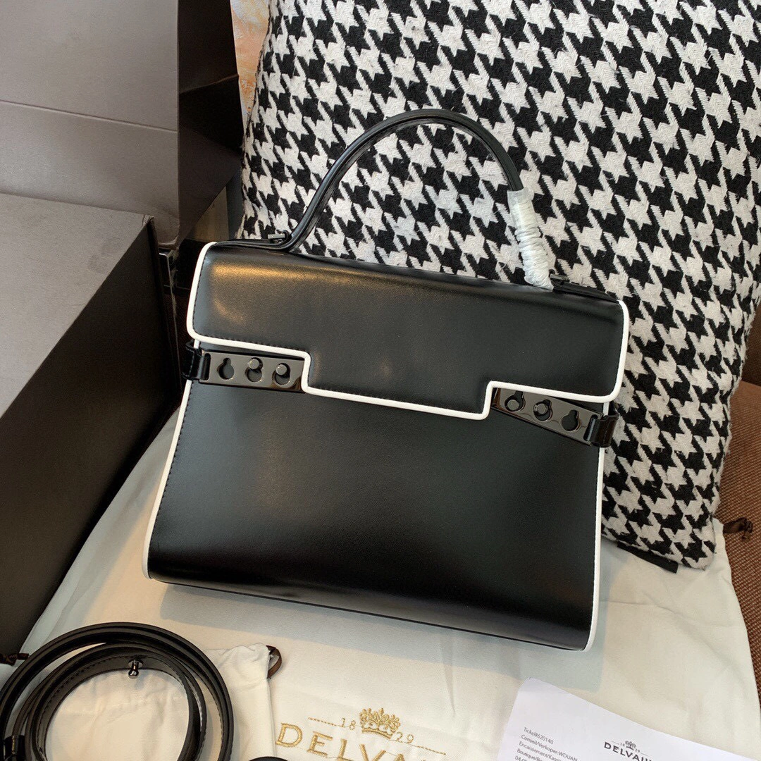 MOMO--tempete GP-1001 high quality version item : 202B15K2618-2
