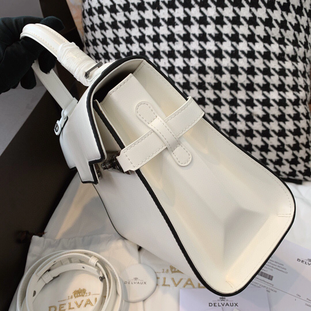 MOMO--tempete GP-1001 high quality version item : 202B15K2618-2