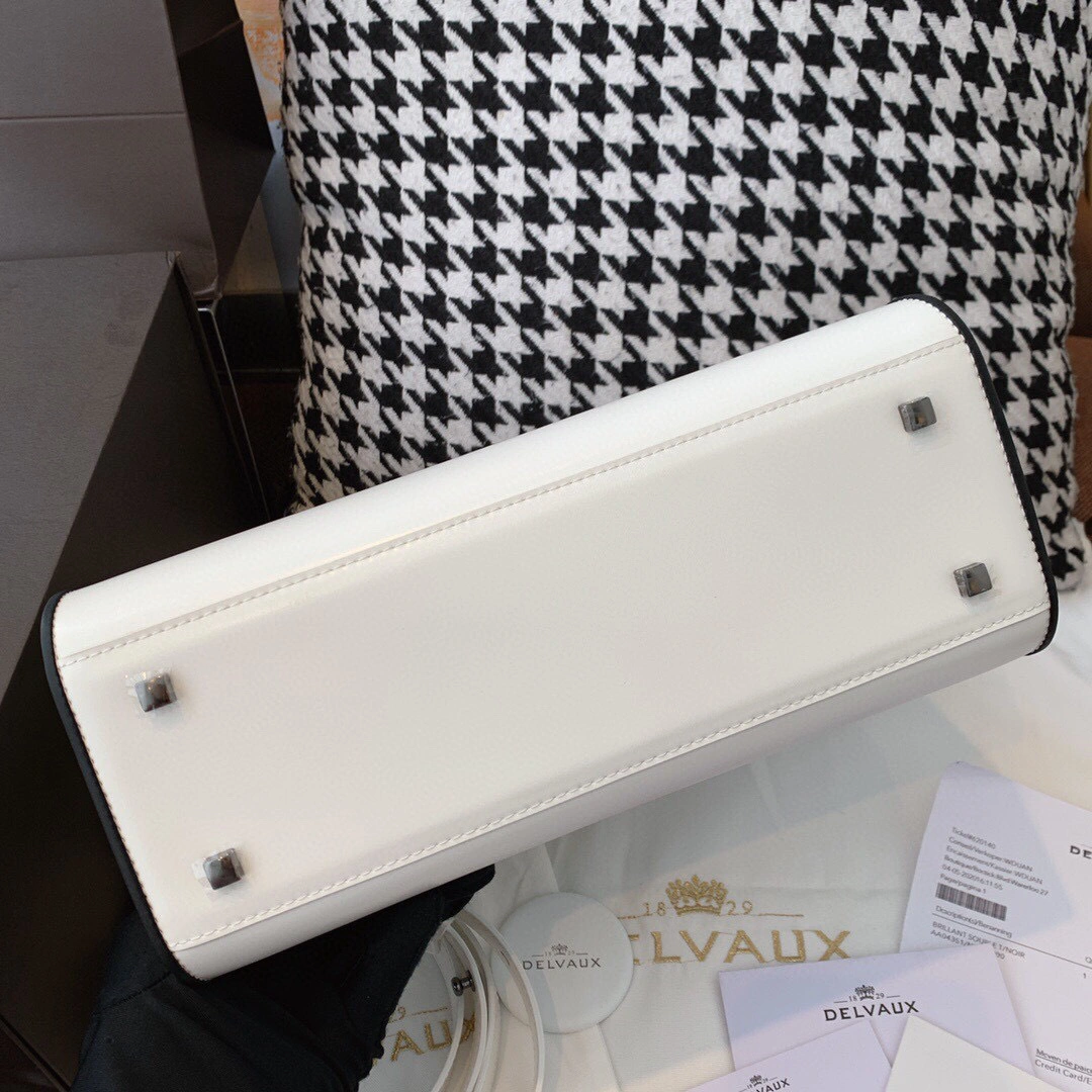 MOMO--tempete GP-1001 high quality version item : 202B15K2618-2