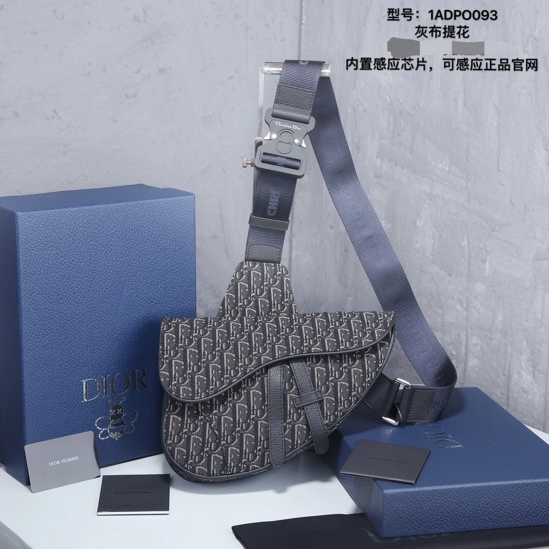 MOMO-1ADPO093 item:A-B063L2549