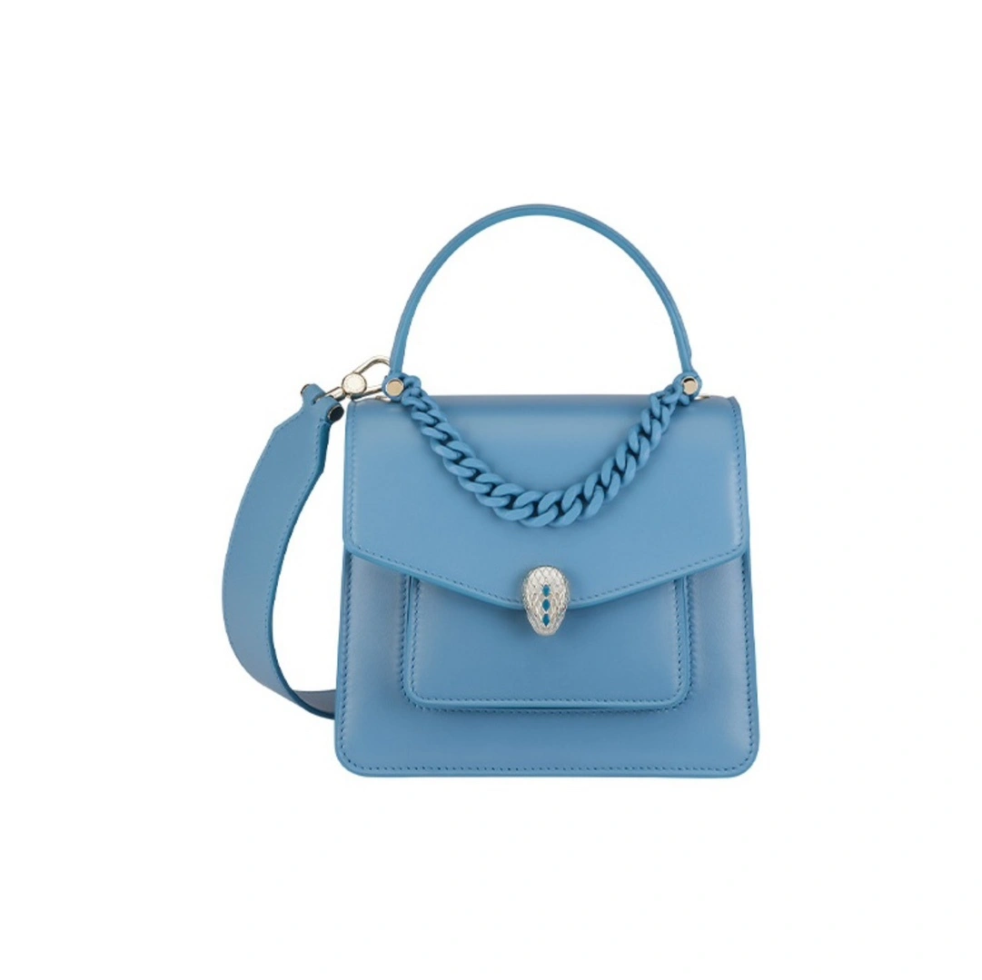MOMO— 291467 item:D-B063A1686