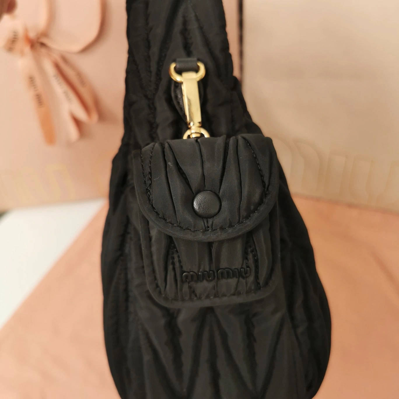 MOMO— 5BC108-2F5A-F0002-V-OOO item:D-B063A0497S